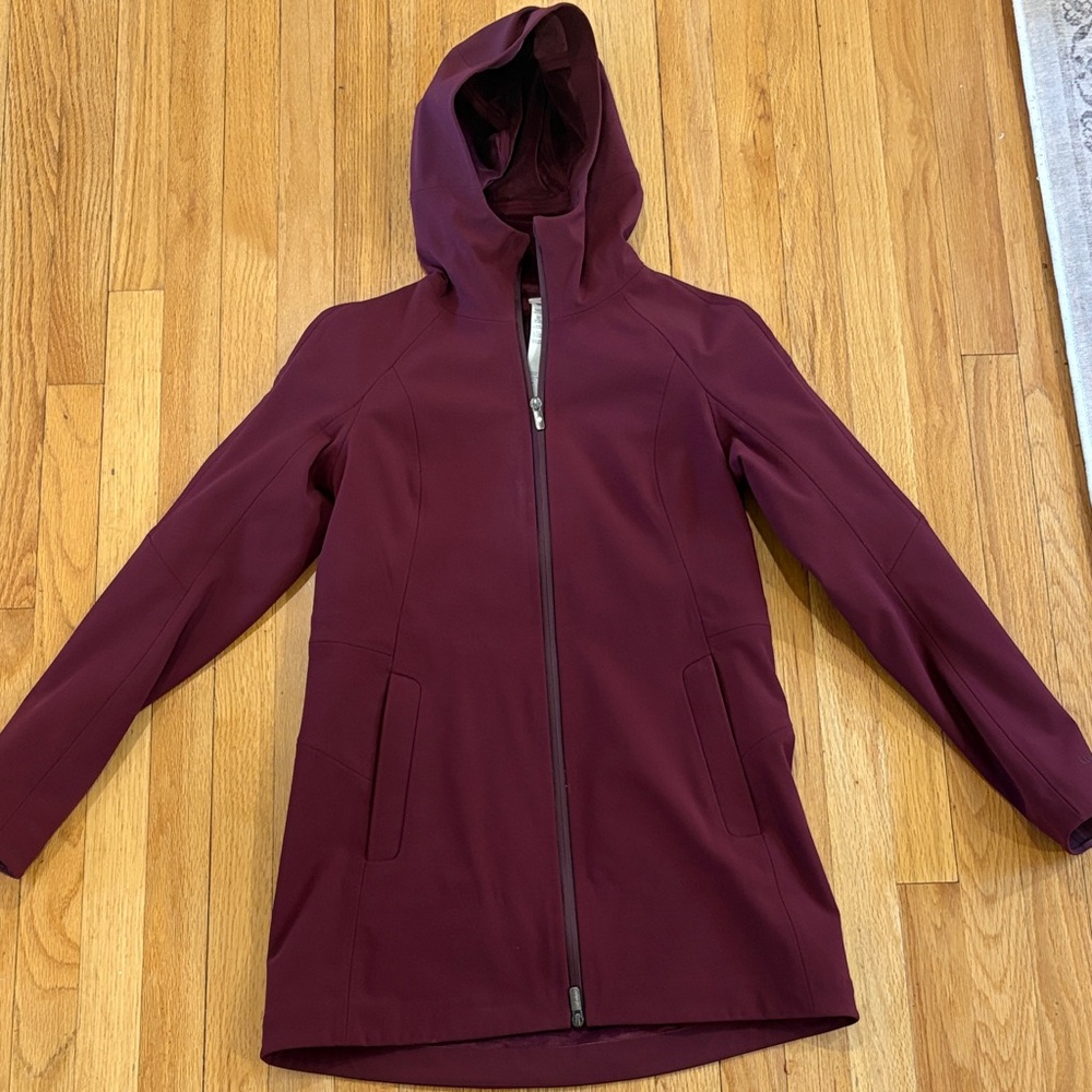 Lululemon Hooded rain  Jacket - Burgundy